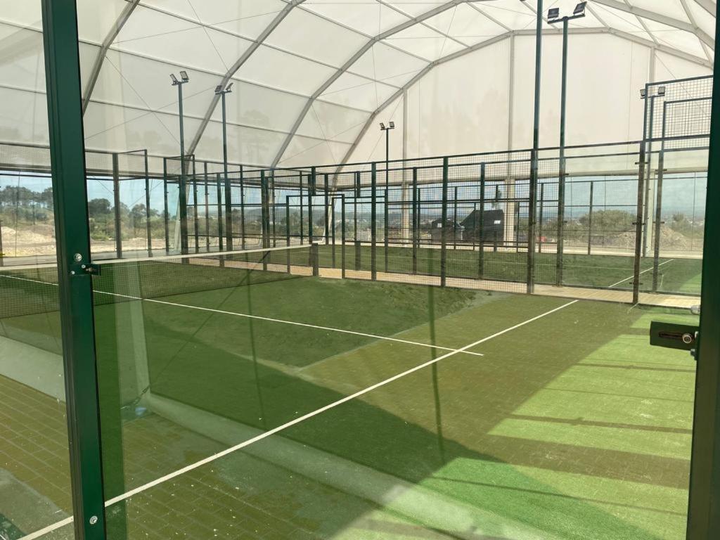 Royal Obidos Scenic Resort Praia del Rei Eksteriør bilde The indoor paddle tennis courts at the University of Nottingham